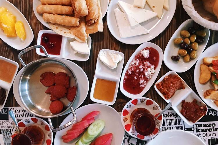 Ankara Nin En Doyurucu 10 Acik Bufe Kahvalti Brunch Mekani Nefis Yemek Tarifleri